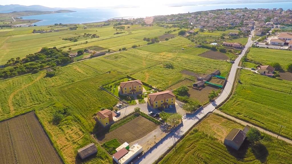 Pandora Apartments Moudhros Екстер'єр фото