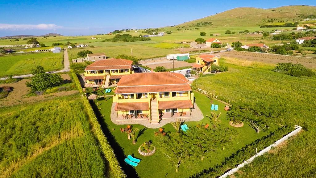 Pandora Apartments Moudhros Екстер'єр фото