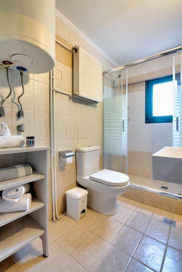 Pandora Apartments Moudhros Екстер'єр фото