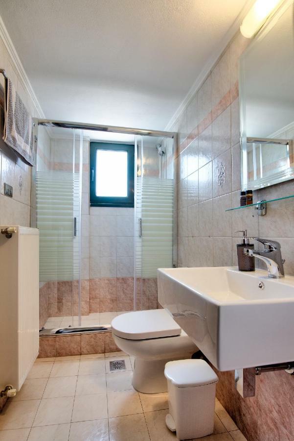 Pandora Apartments Moudhros Екстер'єр фото